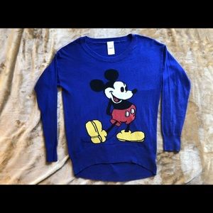 SOLD Vintage 90’s Disney Mickey Women’s Large